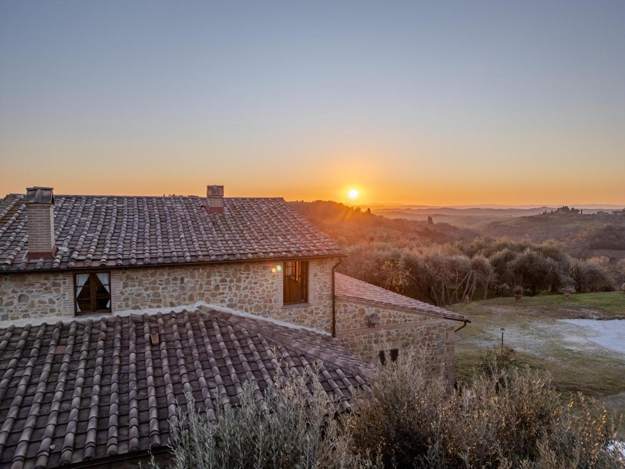 Agriturismo Pascianella Appartamento Bel Tramonto Castelmuzio Ngoại thất bức ảnh