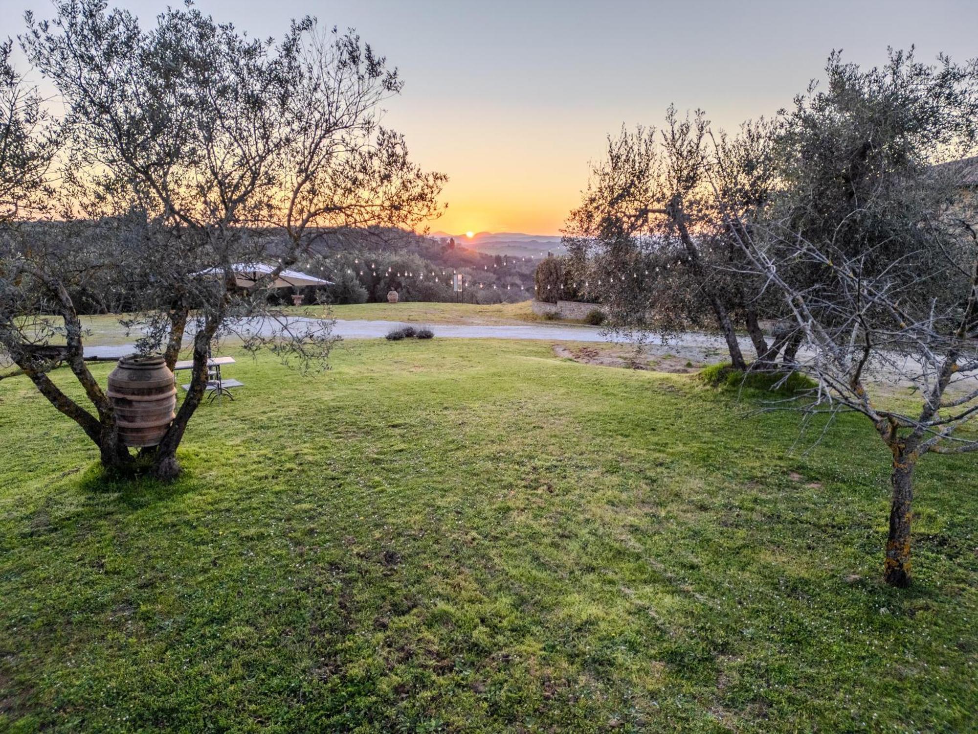 Agriturismo Pascianella Appartamento Bel Tramonto Castelmuzio Ngoại thất bức ảnh