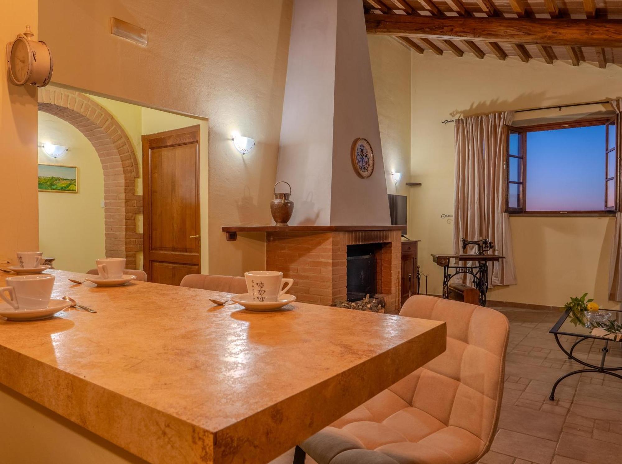 Agriturismo Pascianella Appartamento Bel Tramonto Castelmuzio Ngoại thất bức ảnh